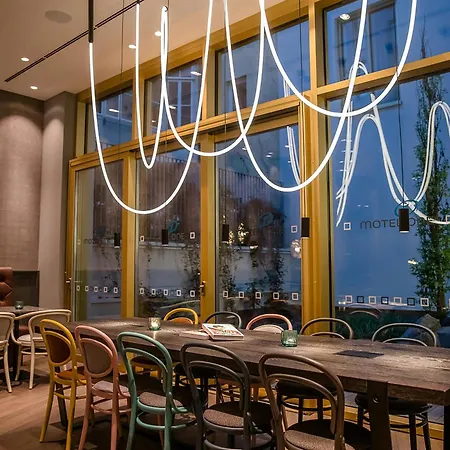 Hotel One 3*