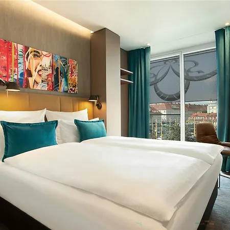 Hotel One