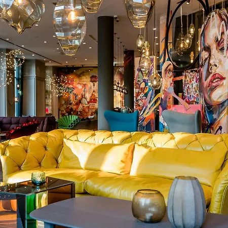 Hotel One 3*