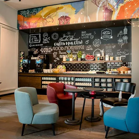 Hotel One 3*